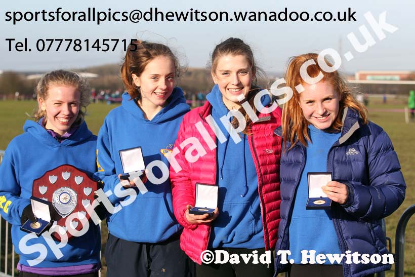 Under-17 womens Northern Cross Country  Championships, Pontefract. Photo: David T. Hewitson/Sports for All Pics